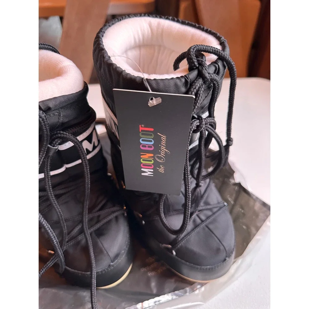 Moon Boot Kids Icon Nylon Snow Boots Black White Logo Insulated 10C 12.5 US